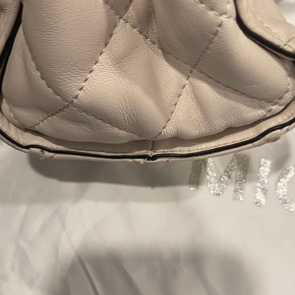 Michael Kors Quilted Shoulder Bag in Cream with Gold Accents - Picture 7 of 11